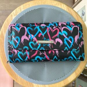Chic Heart Pattern Clutch Crossbody